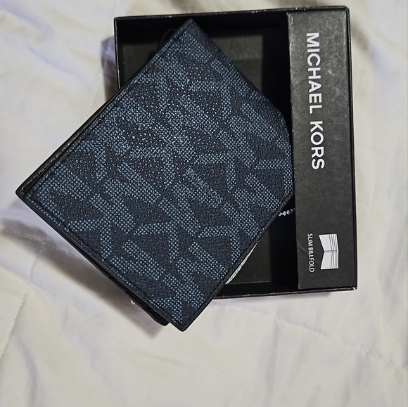 Mens wallets - Picture 1 of 11